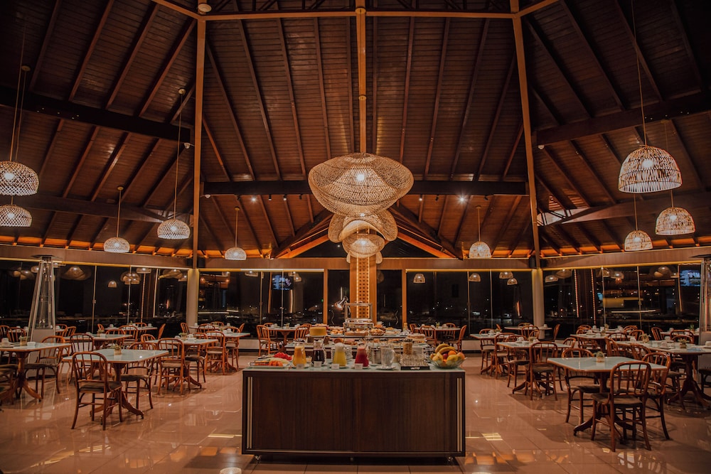 Hotel Lago Dourado 45/64