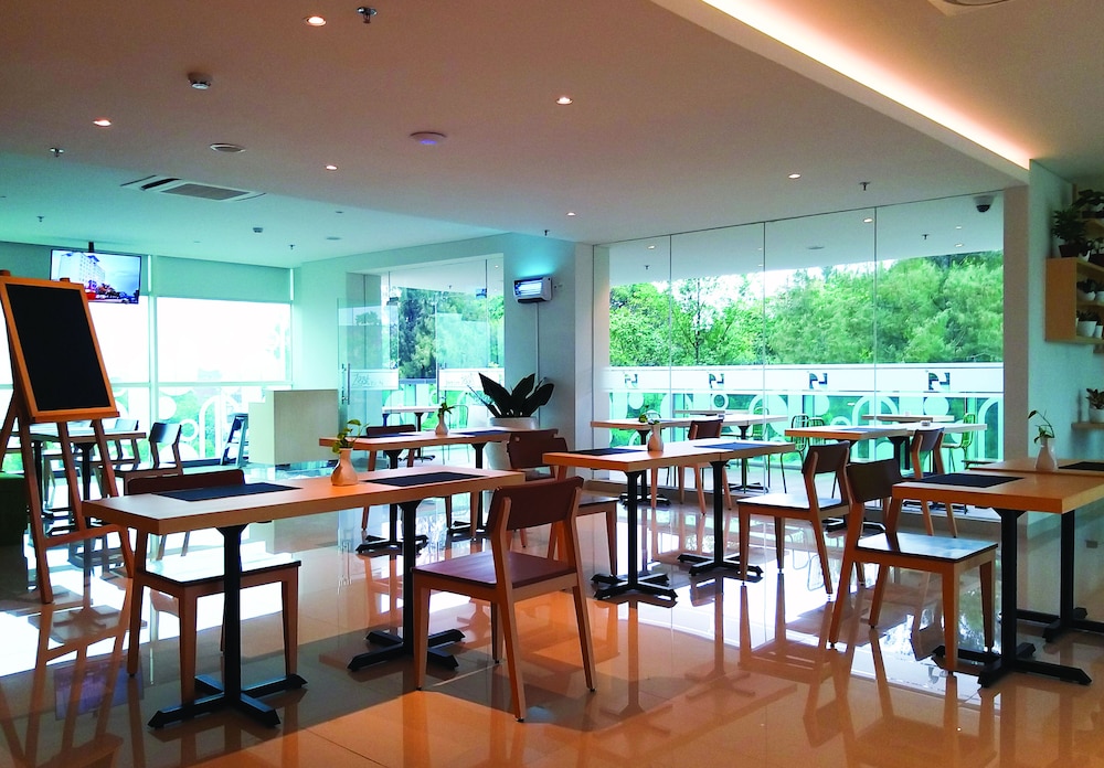 Zest Parang Raja Solo by Swiss-Belhotel International 37/51