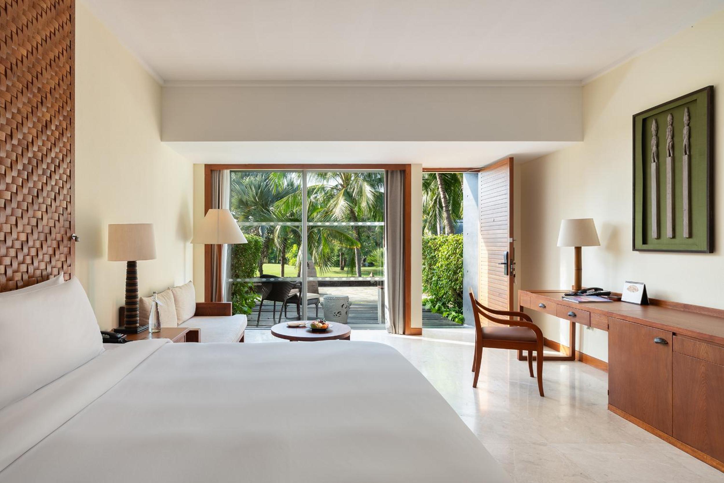 Room, Twin Beds, King Bed, Garden View