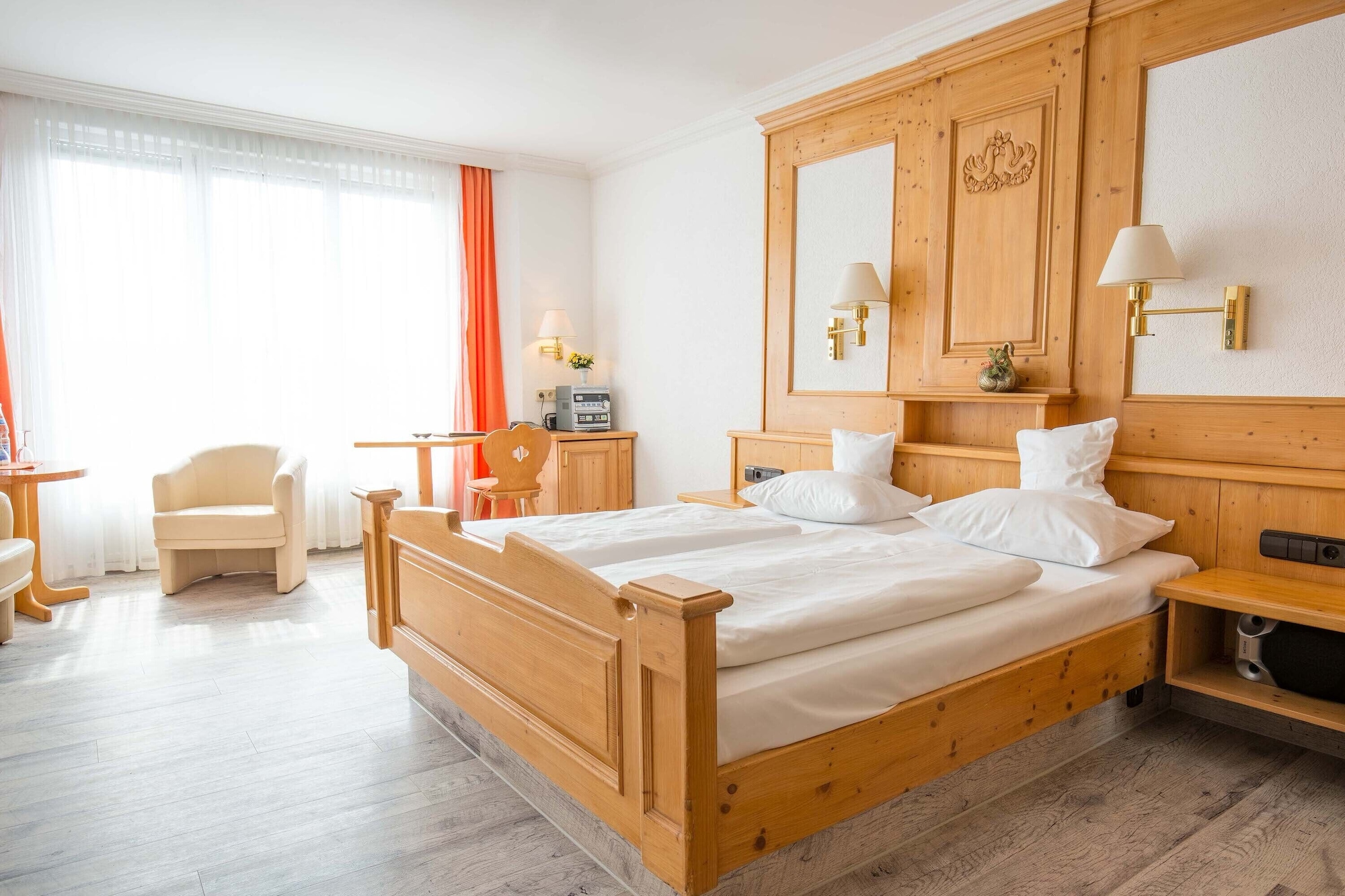 COMFORT, DOUBLE BED