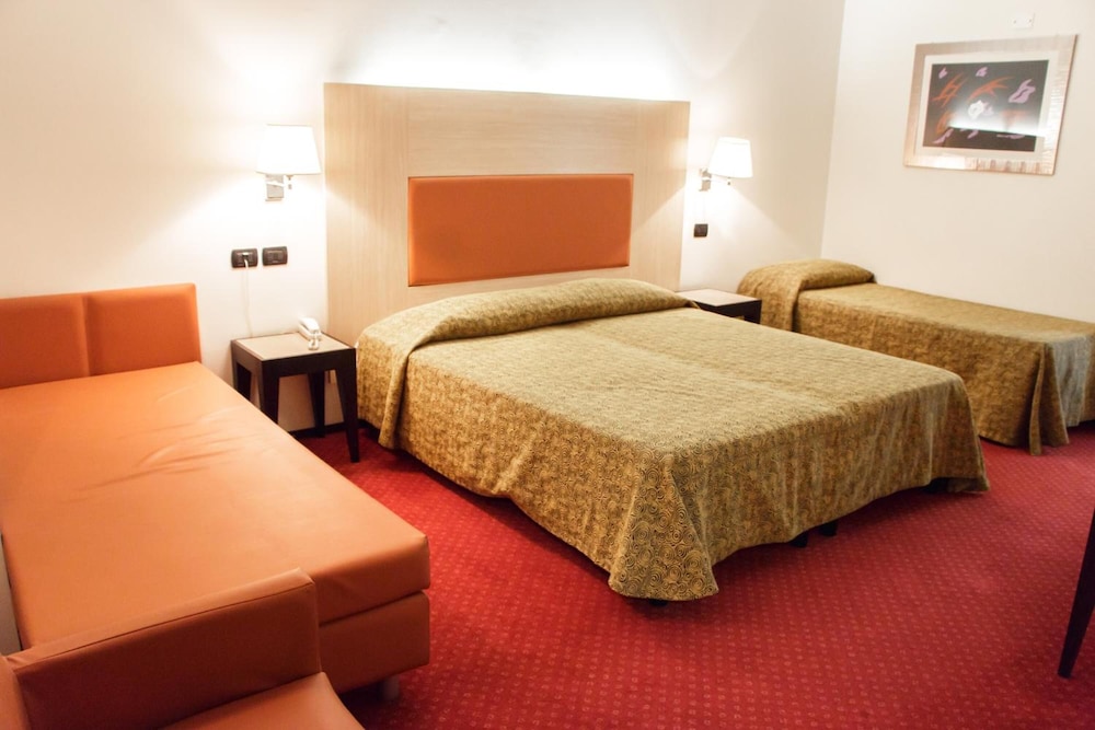HOTEL FONTANELLE 5/28
