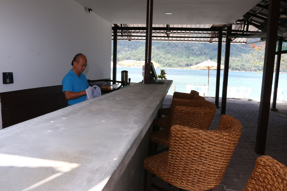 The Barat Perhentian Beach Resort 24/72