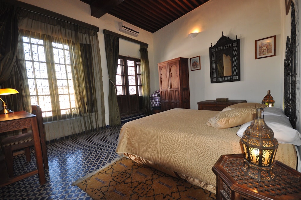 1 BEDROOM, JUNIOR SUITE