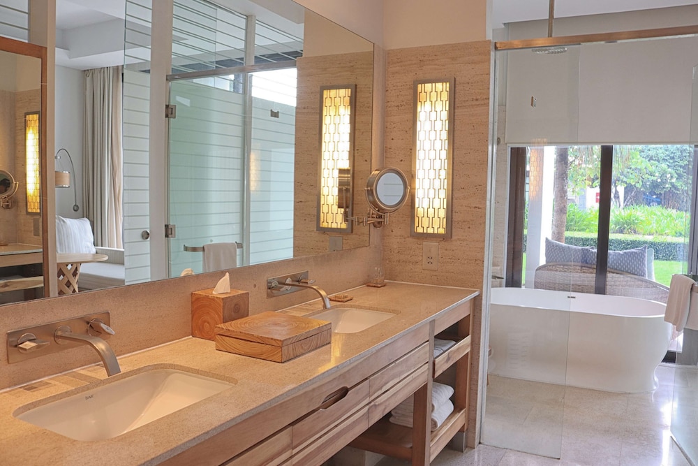 Hyatt Regency Danang Resort And Spa 30/71