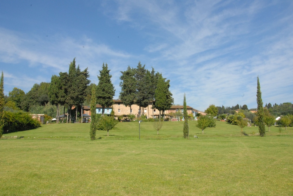 Romantic, Suite, 1 Queen and 1 Single Bed, Park View, Sauna, Hot Tub، Relais Del Lago 9/10