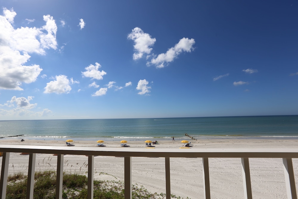 Shoreline Island Resort Exclusively Adult 36/50