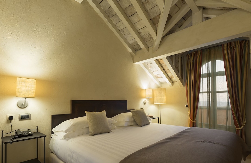 Relais Sant Uffizio Wellness Spa 16/73