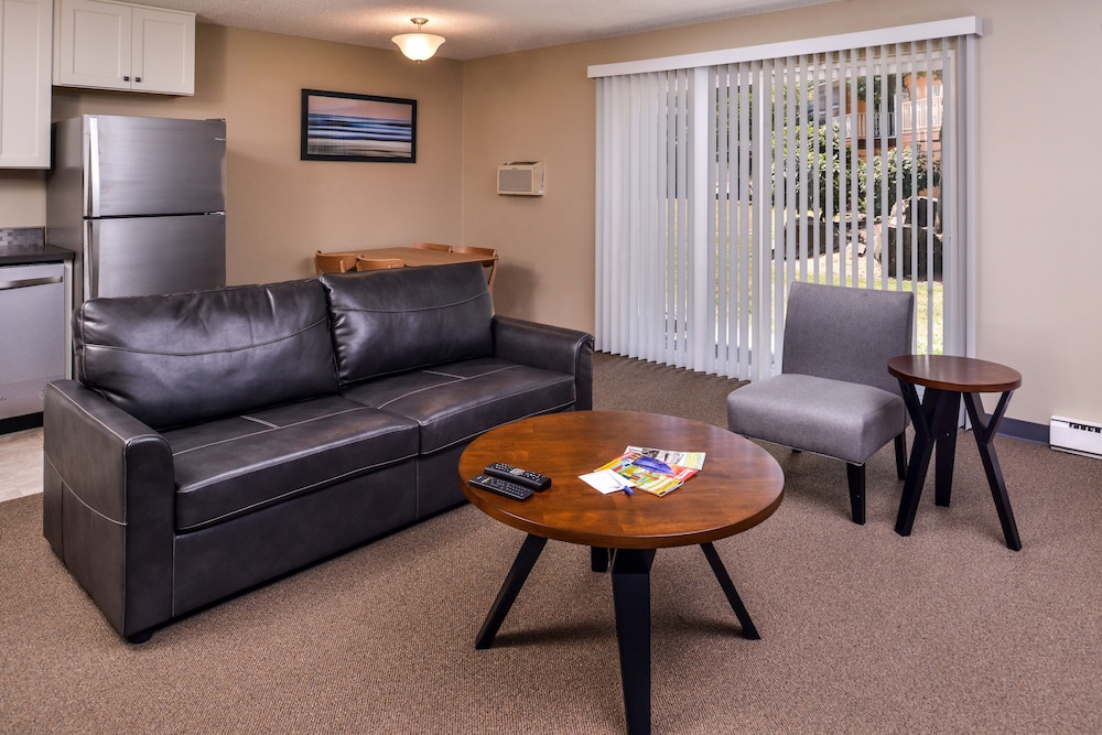 Interurban Suites Hotel, a Dazzler Select by Wyndham 35/69