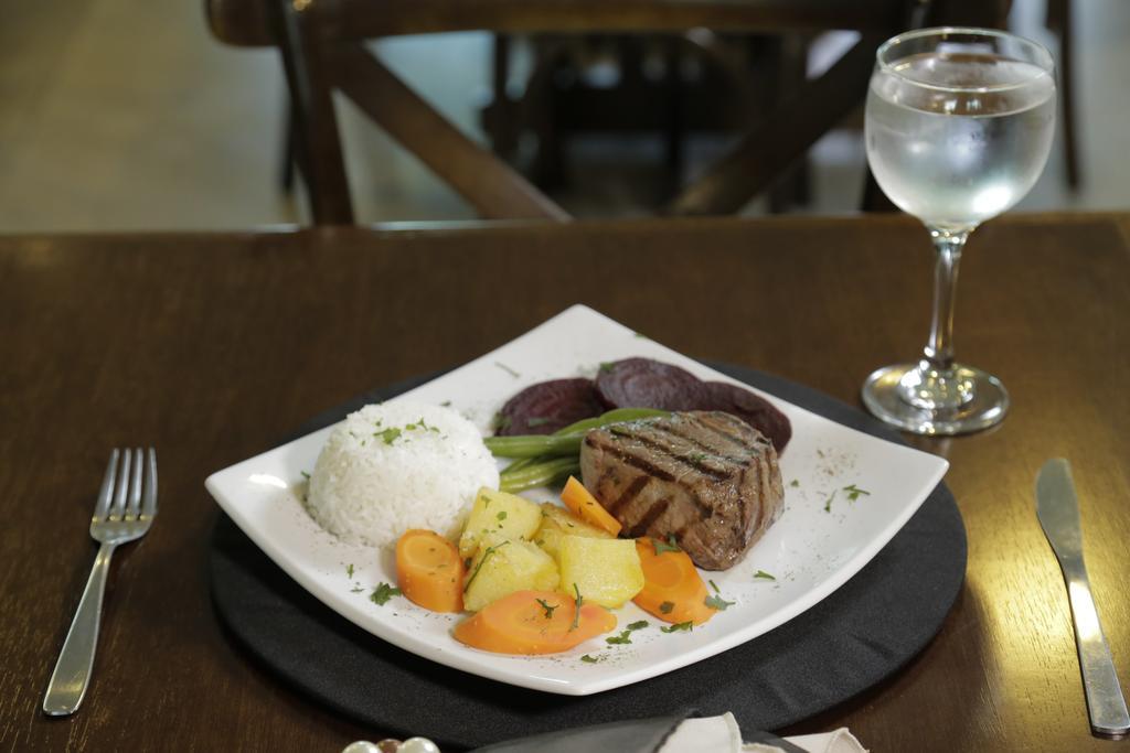 Castelo Plaza Hotel 18/26
