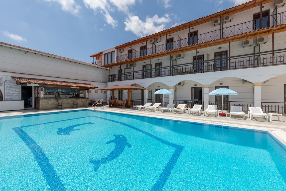 Lefkimi Hotel 16/53