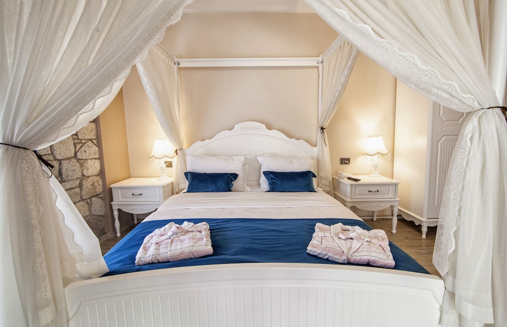 Ala Rosa Alacati Hotel - Adults Only 8/32