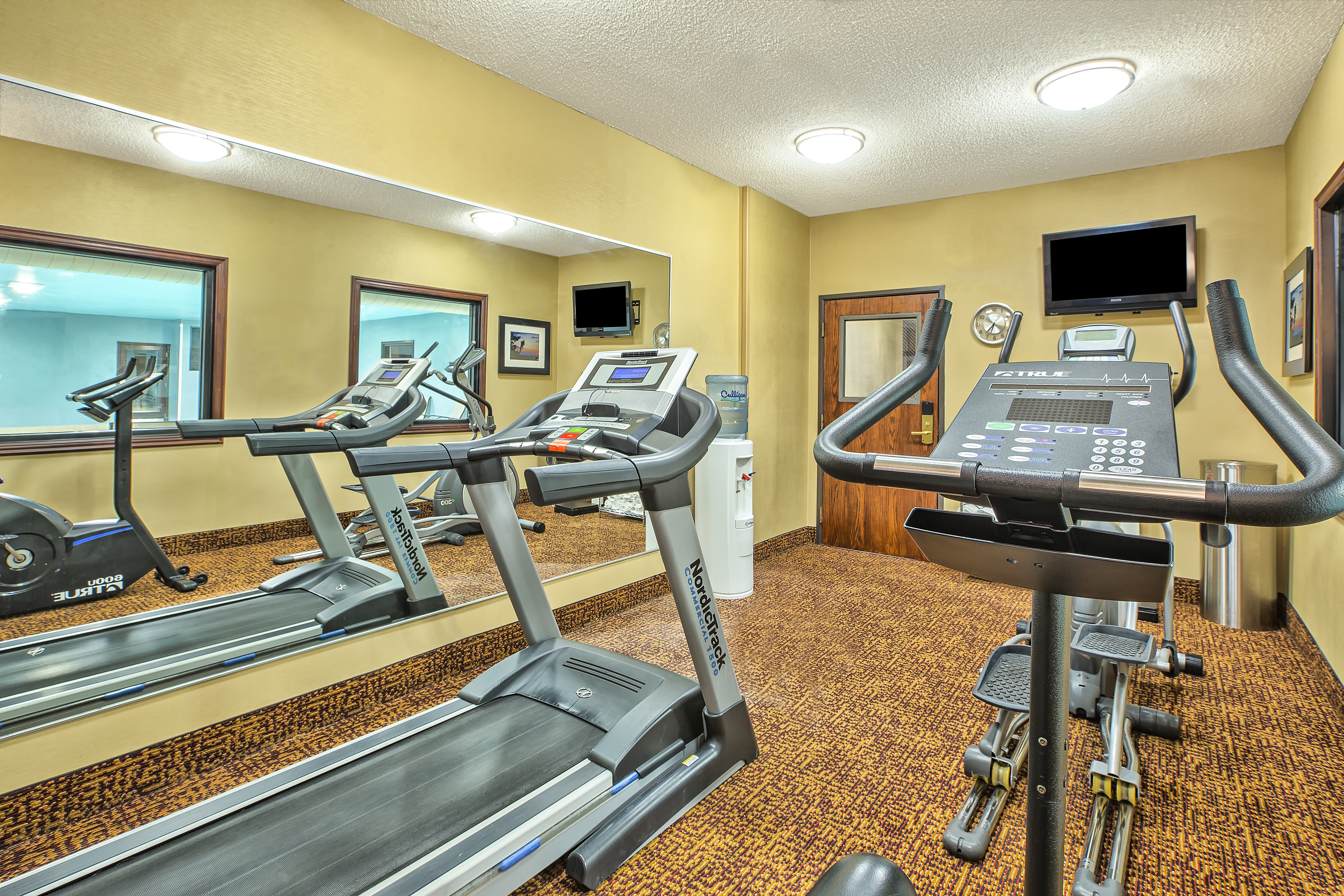 Holiday Inn Express Hotel And Suites Marysville 41/75