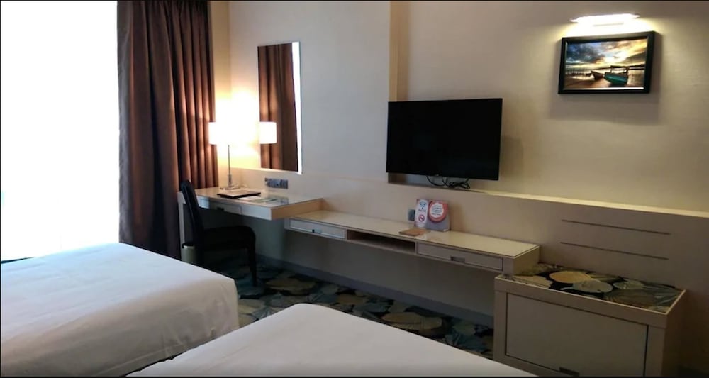 Imperial Hotel Kuching 9/41