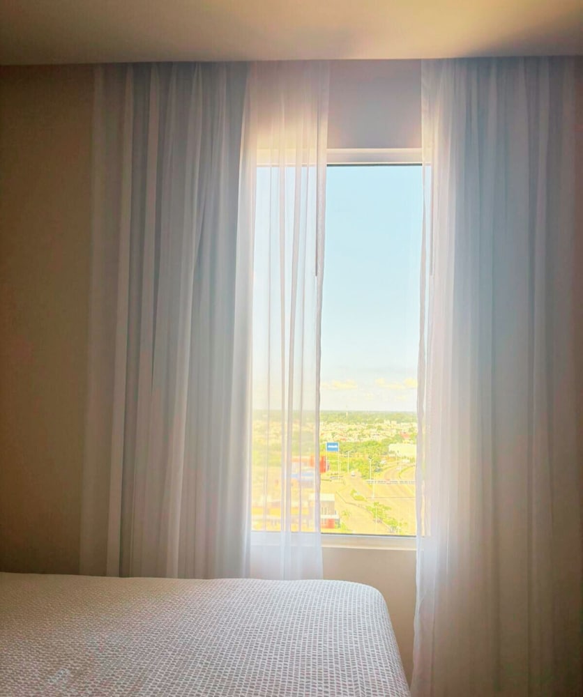 غرفة بسرير كينج بإطلالة على المدينة، Fairfield Inn Suites By Marriott Villahermosa Tabasco 5/10