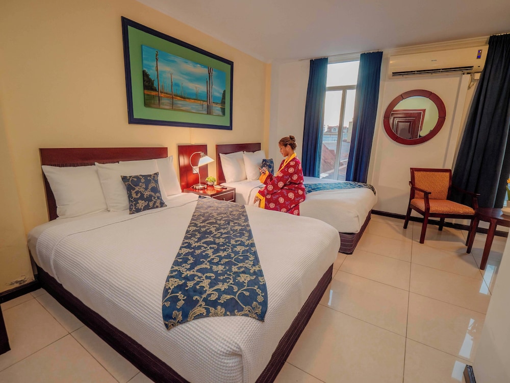 Hotel Palacio 12/50