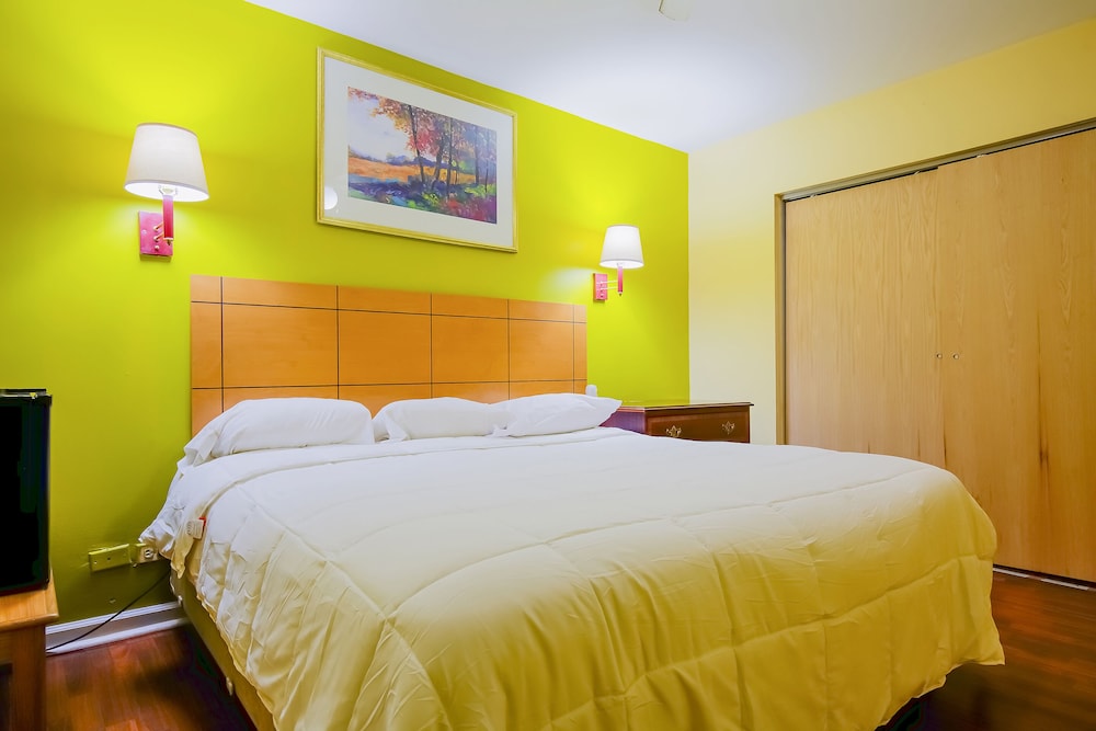 Hotel O Markham IL near Harvey/Tinley Park 10/26