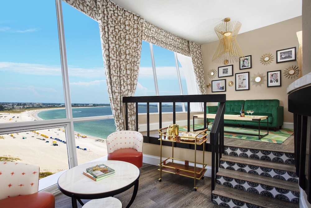 Bellwether Beach Resort 39/54