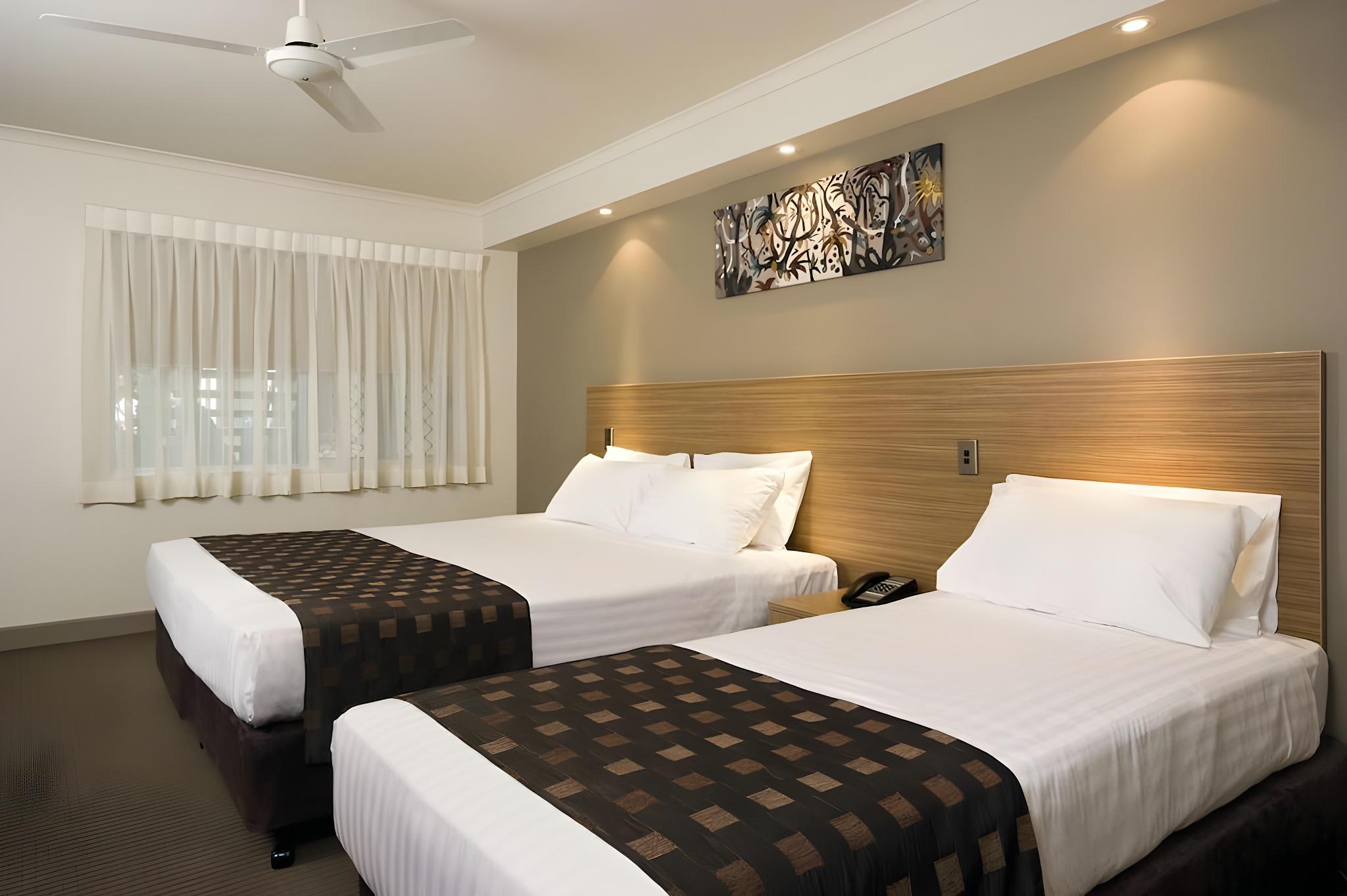 Resort, Queen Bed