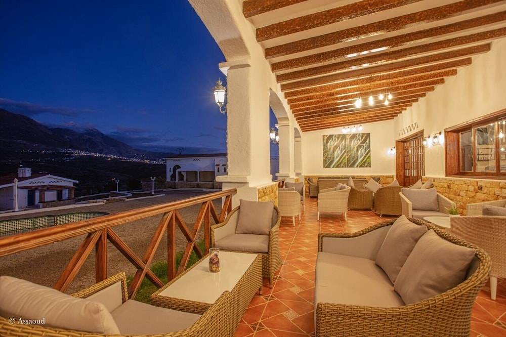 Hotel El Cortijo Spa 47/58