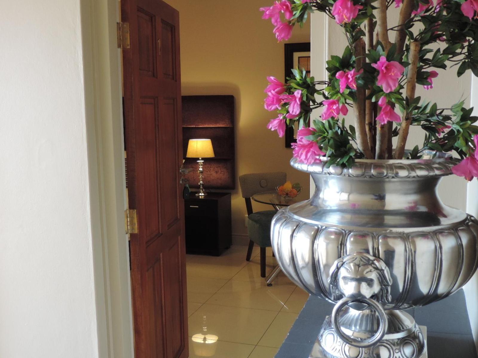 Vredenburg Boutique Lodge 24/32