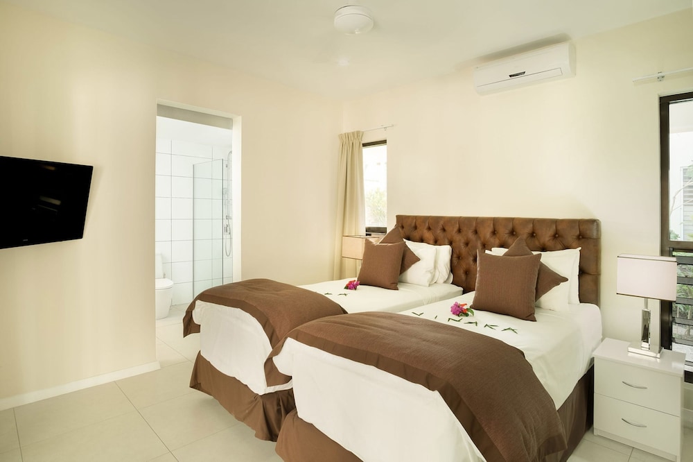 First Landing Beach Resort and Villas 15/50
