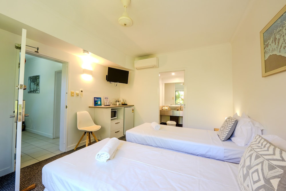Mango Lagoon Resort And Spa 18/72