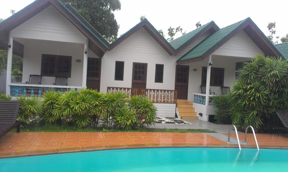 Surin House 9/10