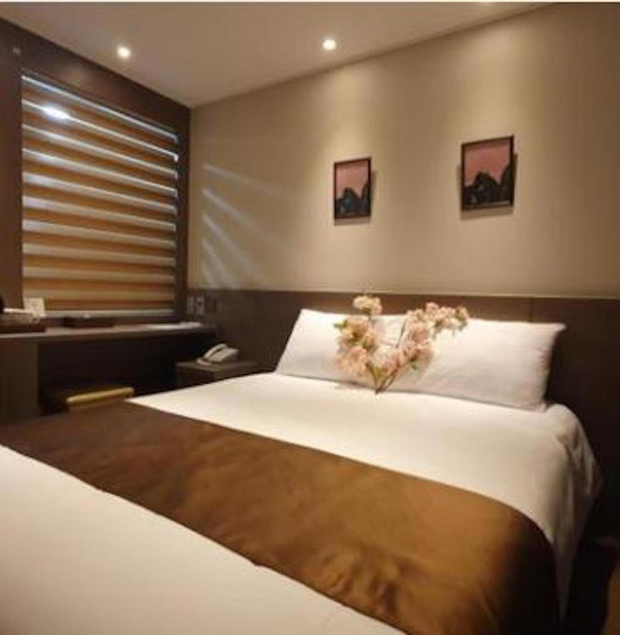 Grand Millions Hotel 22/42