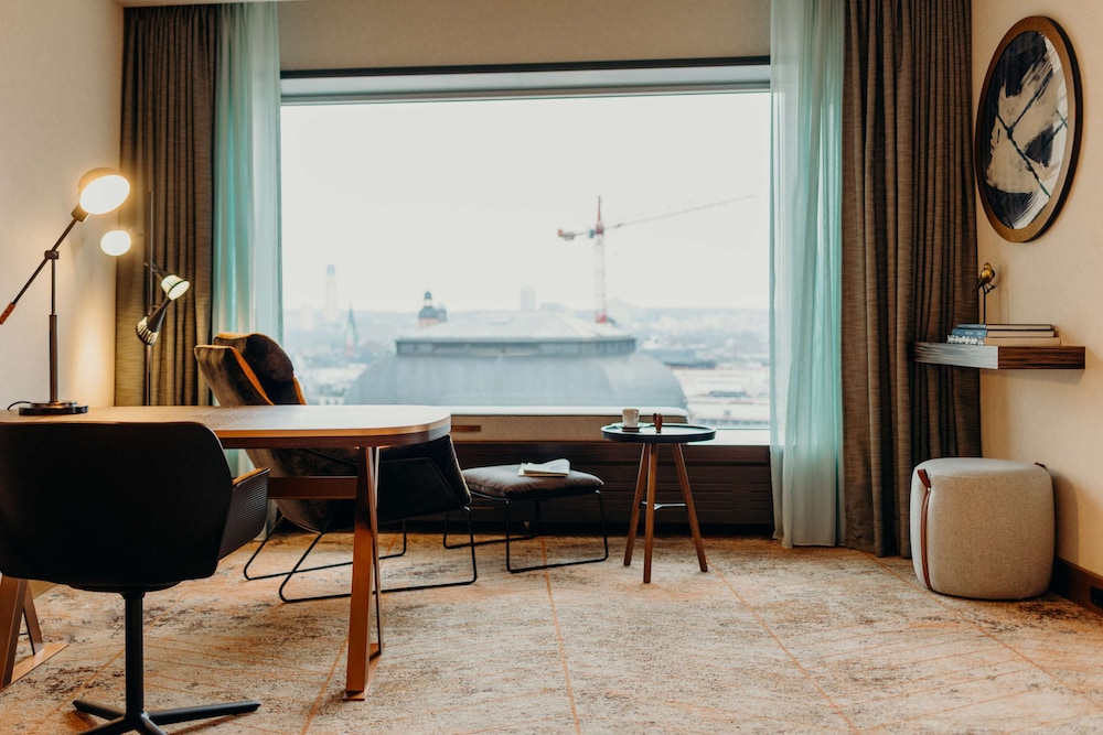 Hilton Frankfurt City Centre 80/88