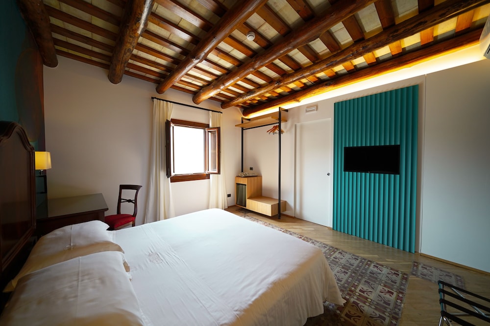 Junior Suite, Studio, Double Bed