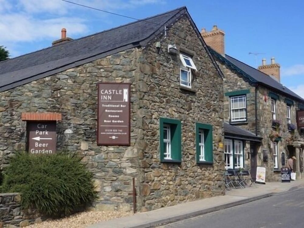 Castle Inn 3/35