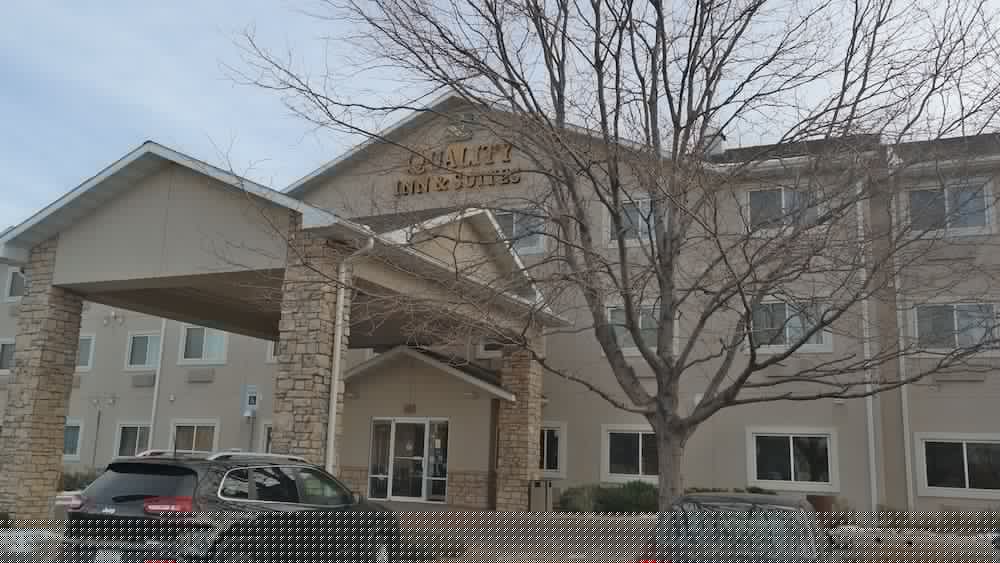 Quality Inn & Suites Loveland 3/34