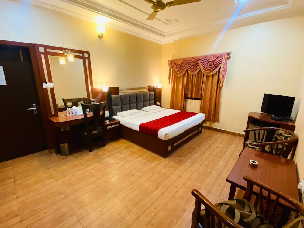 HOTEL PRAYAG INN 12/45
