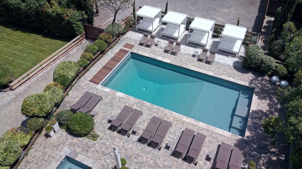 Hotel Du Chateau & Spa Carita 40/50
