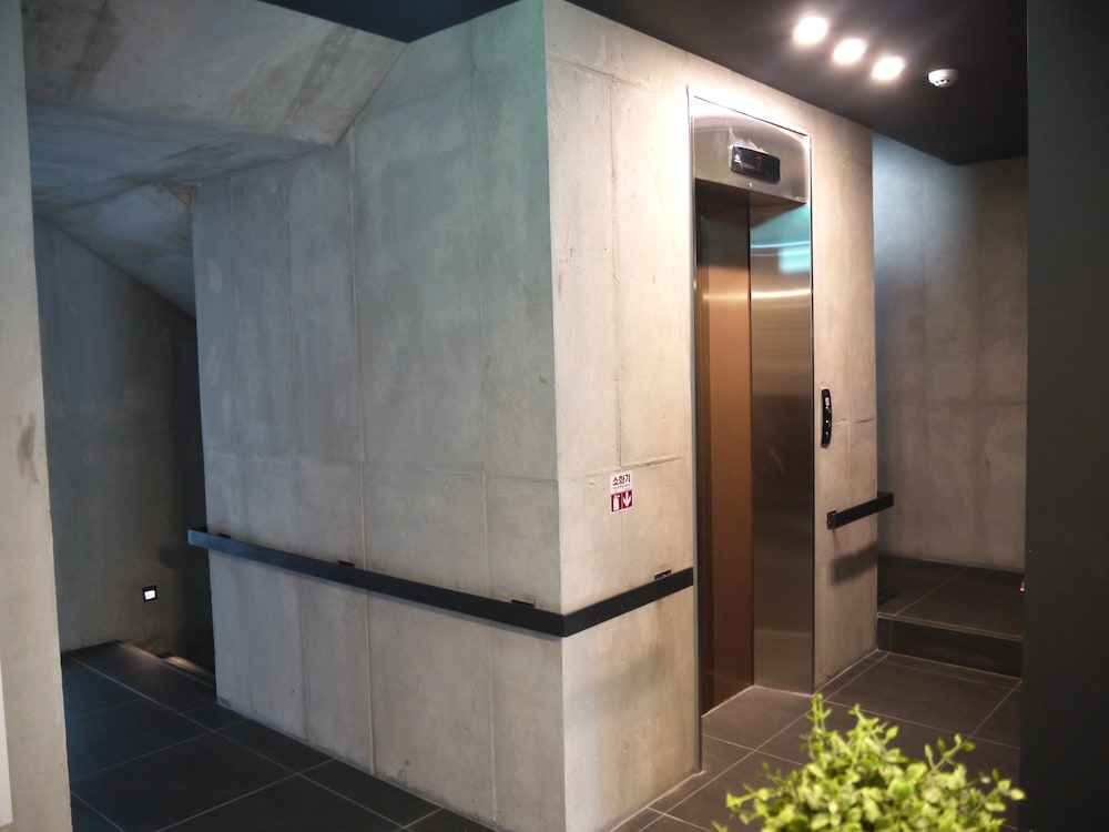 Hostel CLEO Seoul Hongdae 28/37