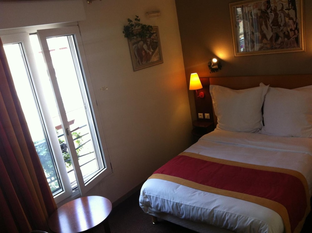 Hotel Bonaparte 16/65