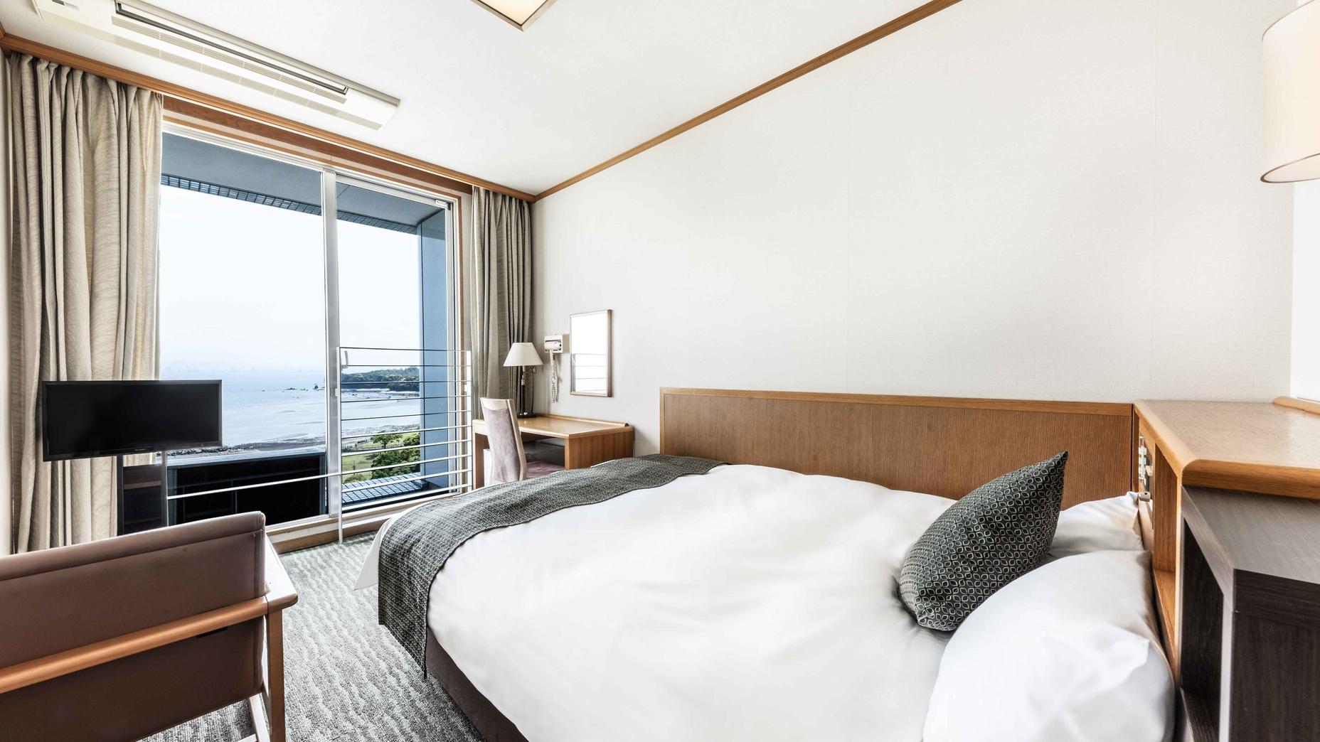 Standard, Single, Ocean View, South Wing