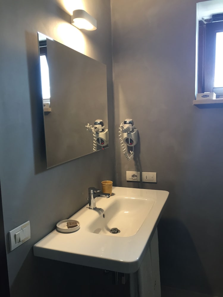 Abate Masseria & Resort 34/39