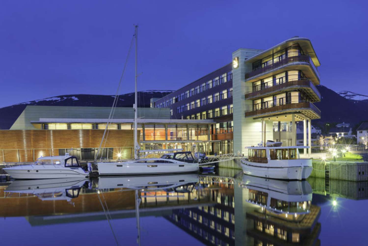 Quality Hotel Ulstein 1/9