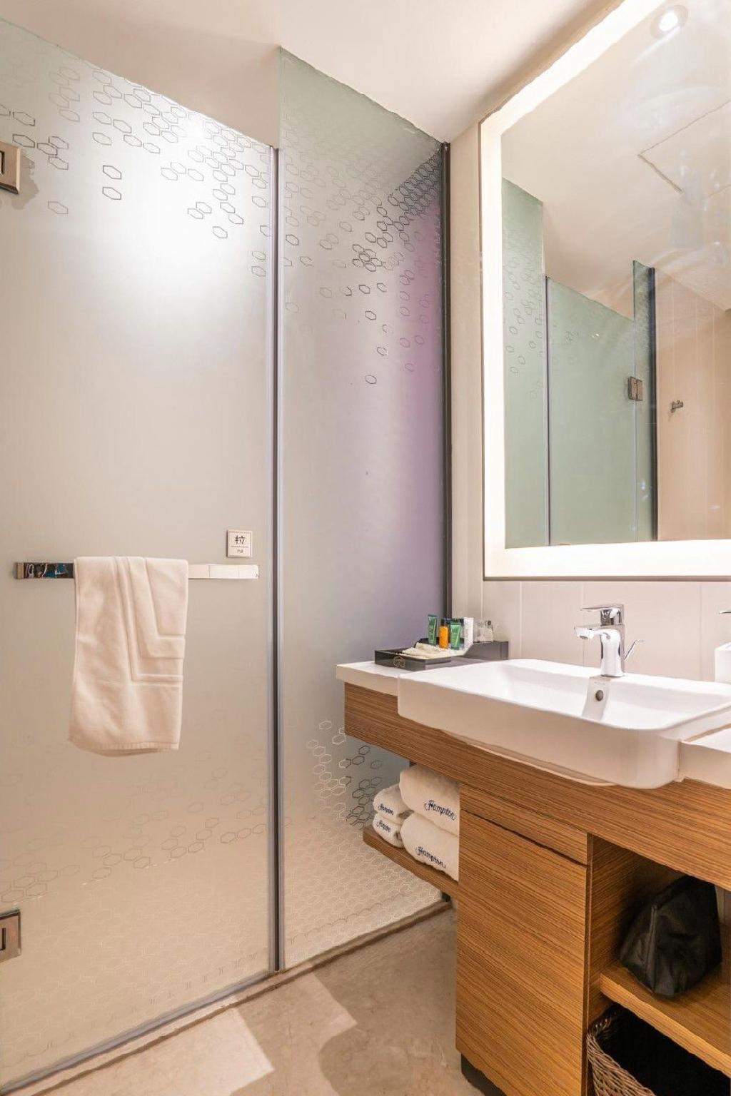 Hampton by Hilton Zhengzhou Jinshui 48/50