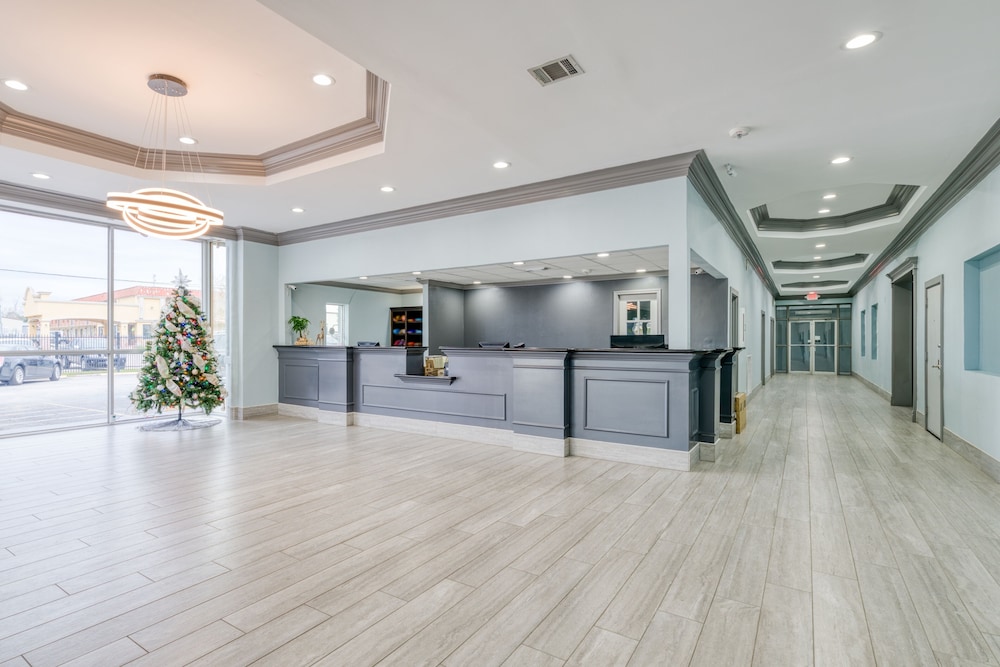 Hotel elev8 4/15