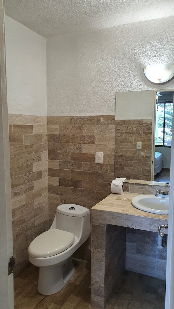 Nirvana Hostel Cancun Hotel Zone 51/51