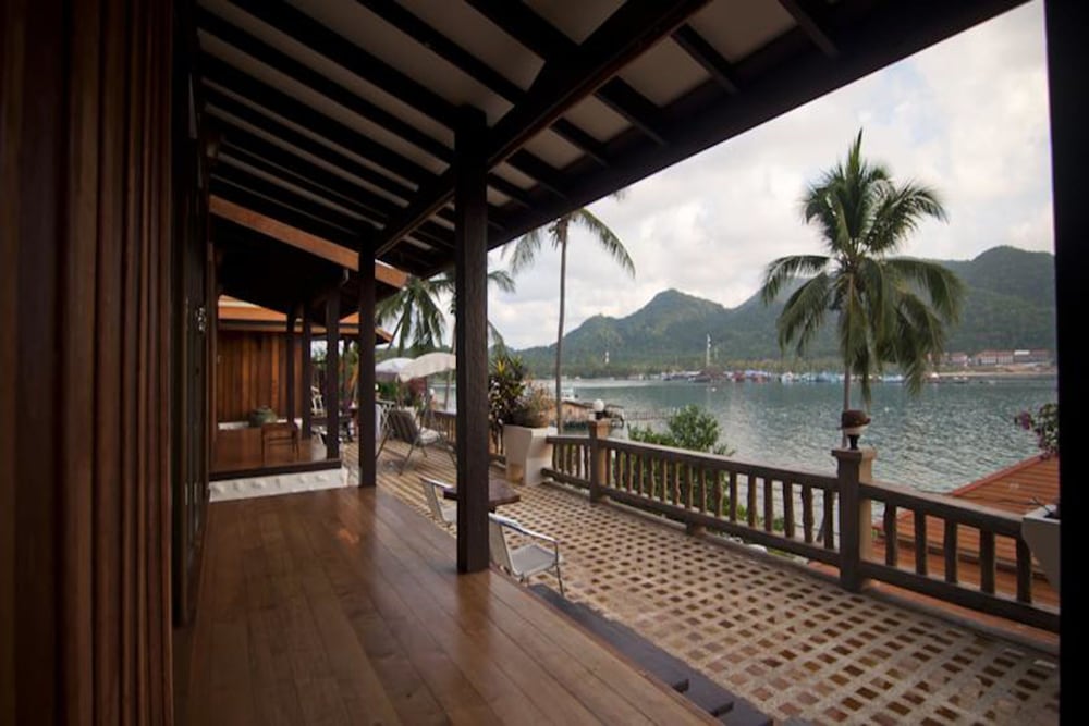 Bhuvarin Resort 49/70