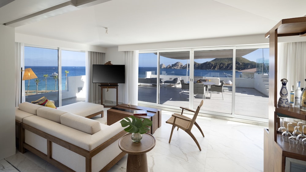 ME Cabo - Adults only 30/50