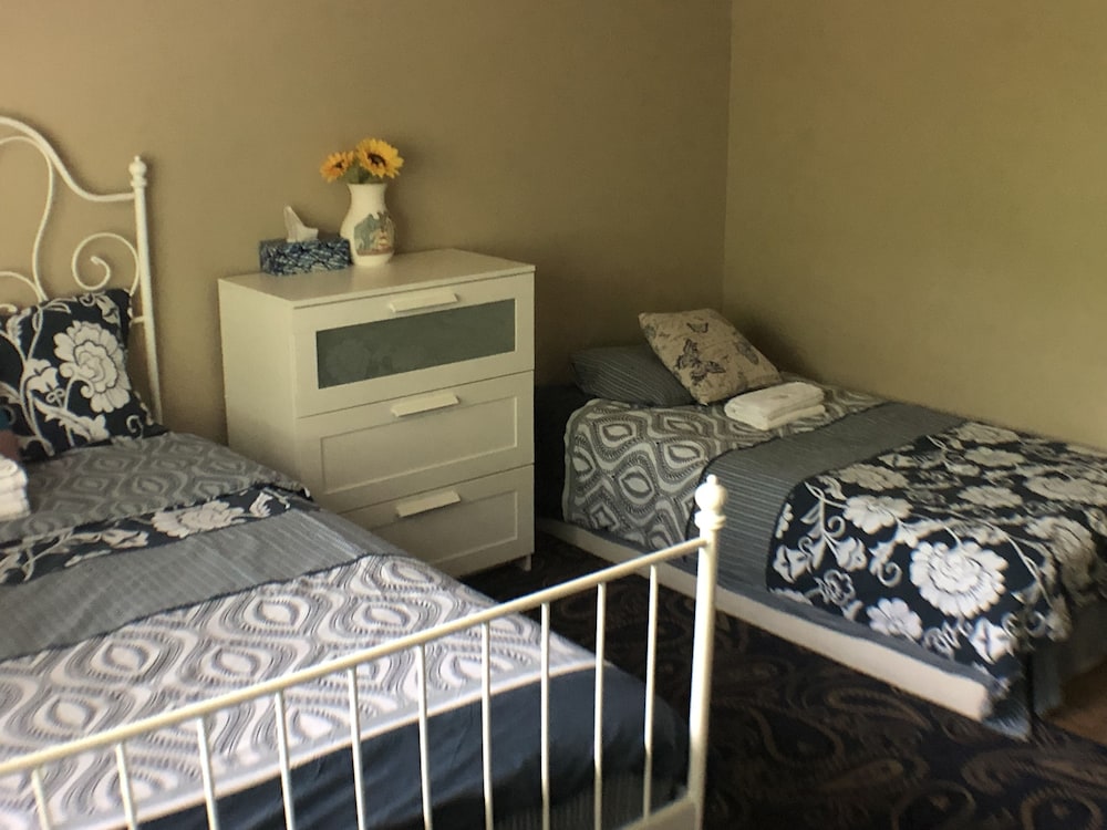 Brother Li Homestay [VR] 19/67