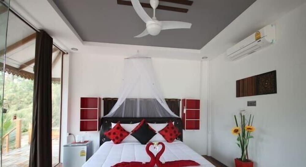 Phangan Cove 24/50