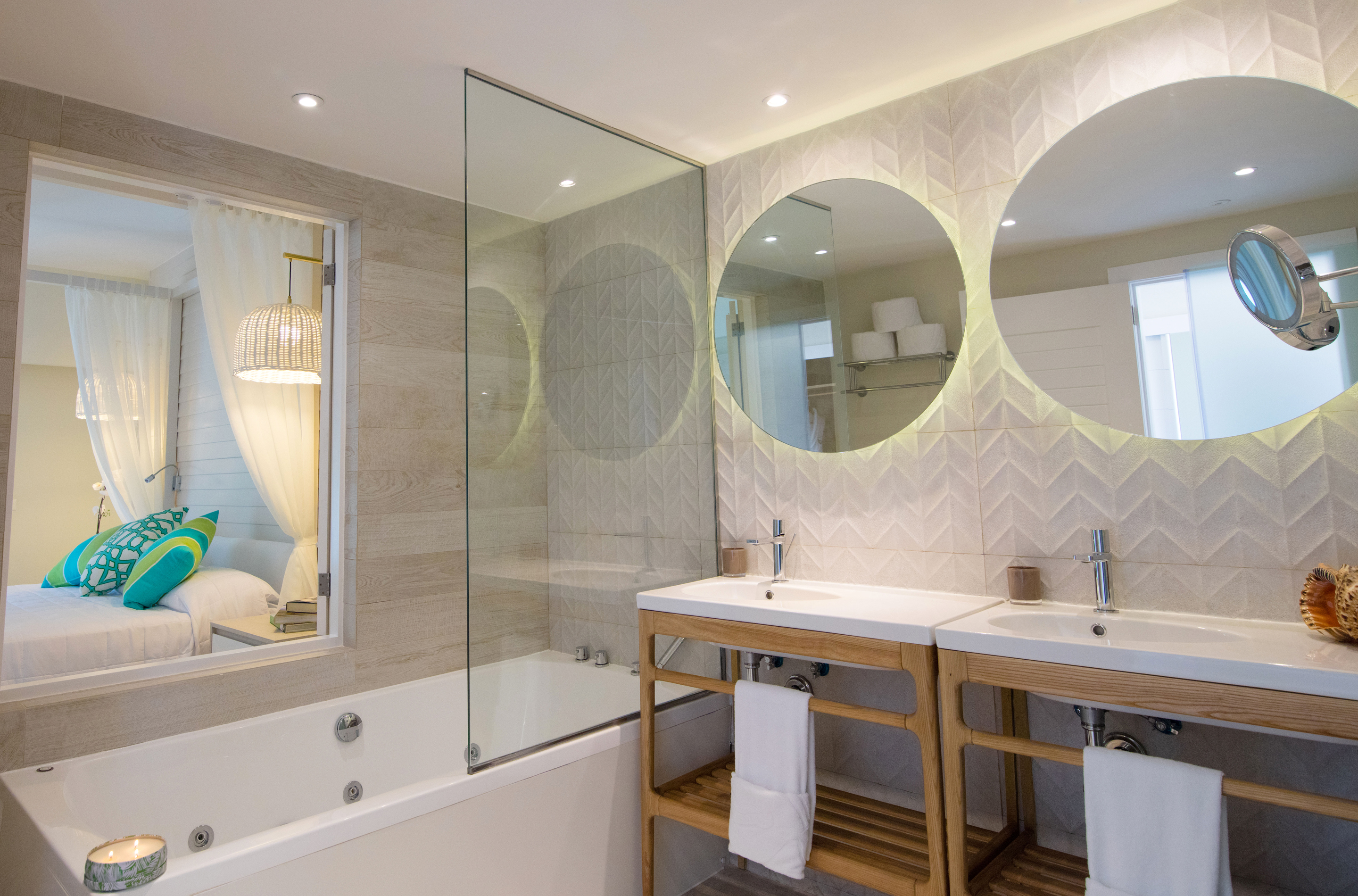 Romance, Double Bed، Grand Sirenis Punta Cana Resort 2/4