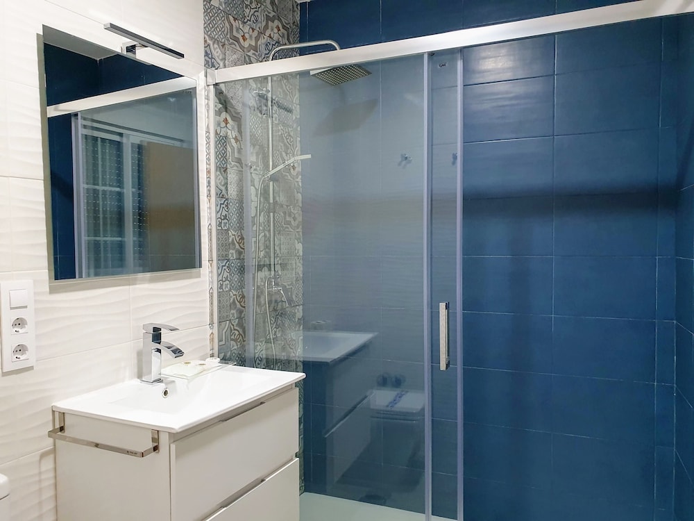 Triana Luxury Home 41/48