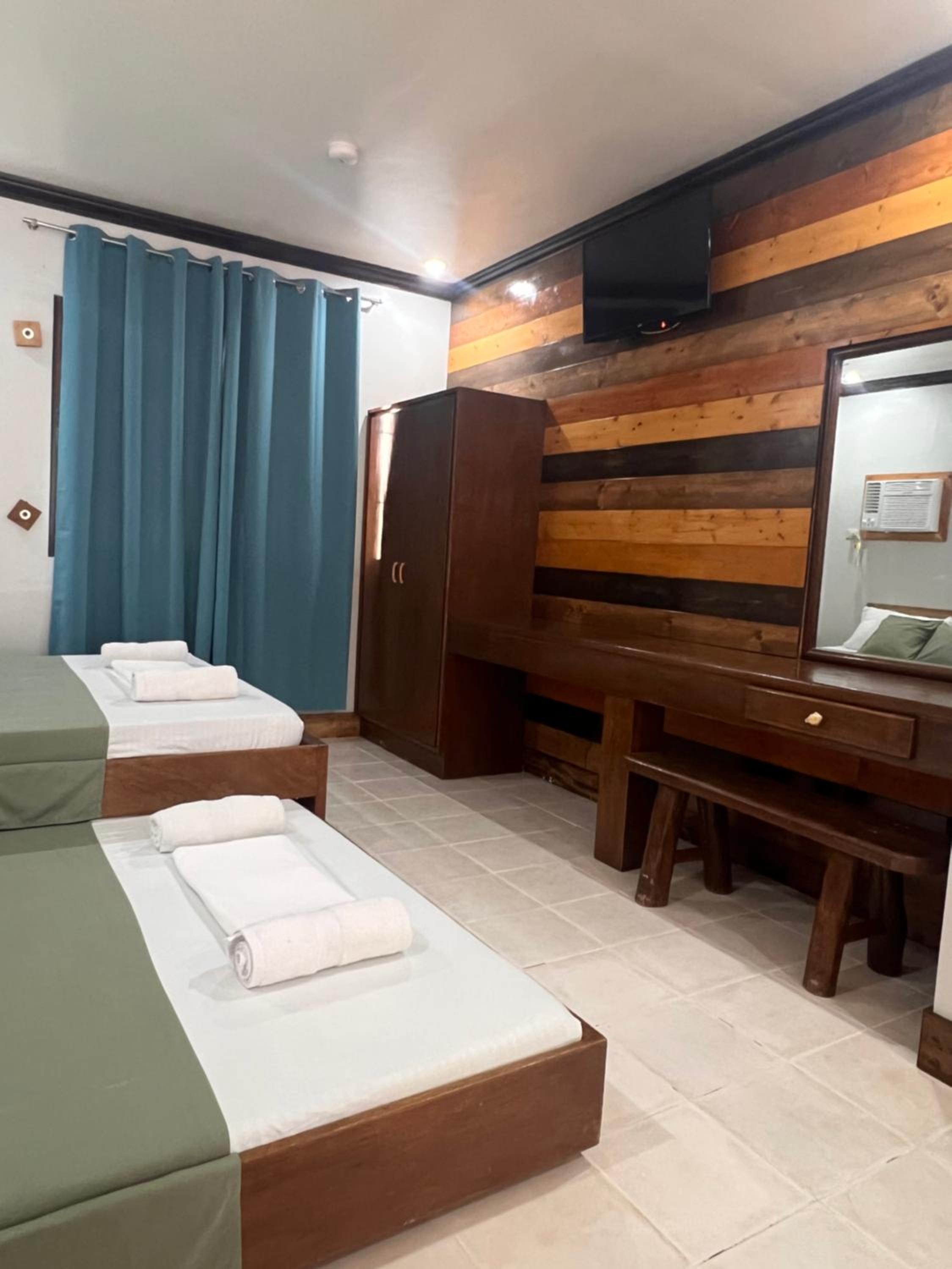 Mendelluke Suites 20/29