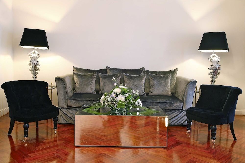 Boutike Cibeles (ex Luxury Suites) 15/22